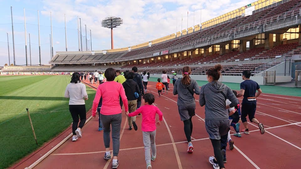 駒場運動公園の陸上競技場