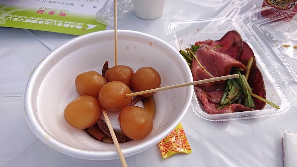 玉こんにゃくとローストビーフ