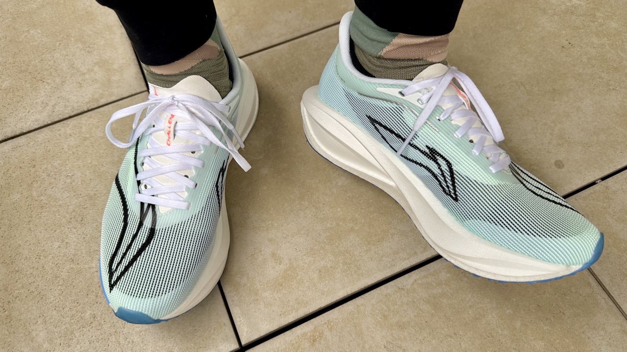 【レビュー】Li-Ning Feidian 5 Challenger:コスパは良いが一長一短あり
