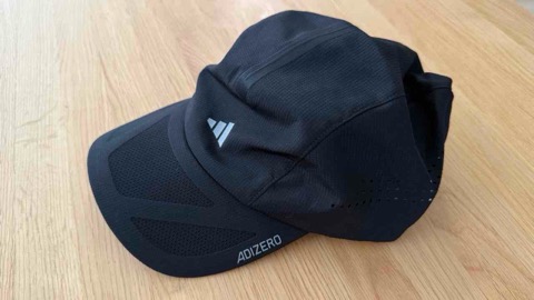 【レビュー】Adidas アディゼロ クライマクールキャップ：コンパクトで通気性抜群