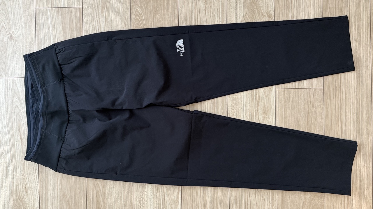 【レビュー】The North Face バーブライト ランニングパンツ:通勤ランにおすすめ