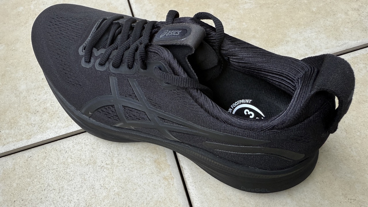 【レビュー】Asics ゲルカヤノ32:原点回帰。安定感が神レベル