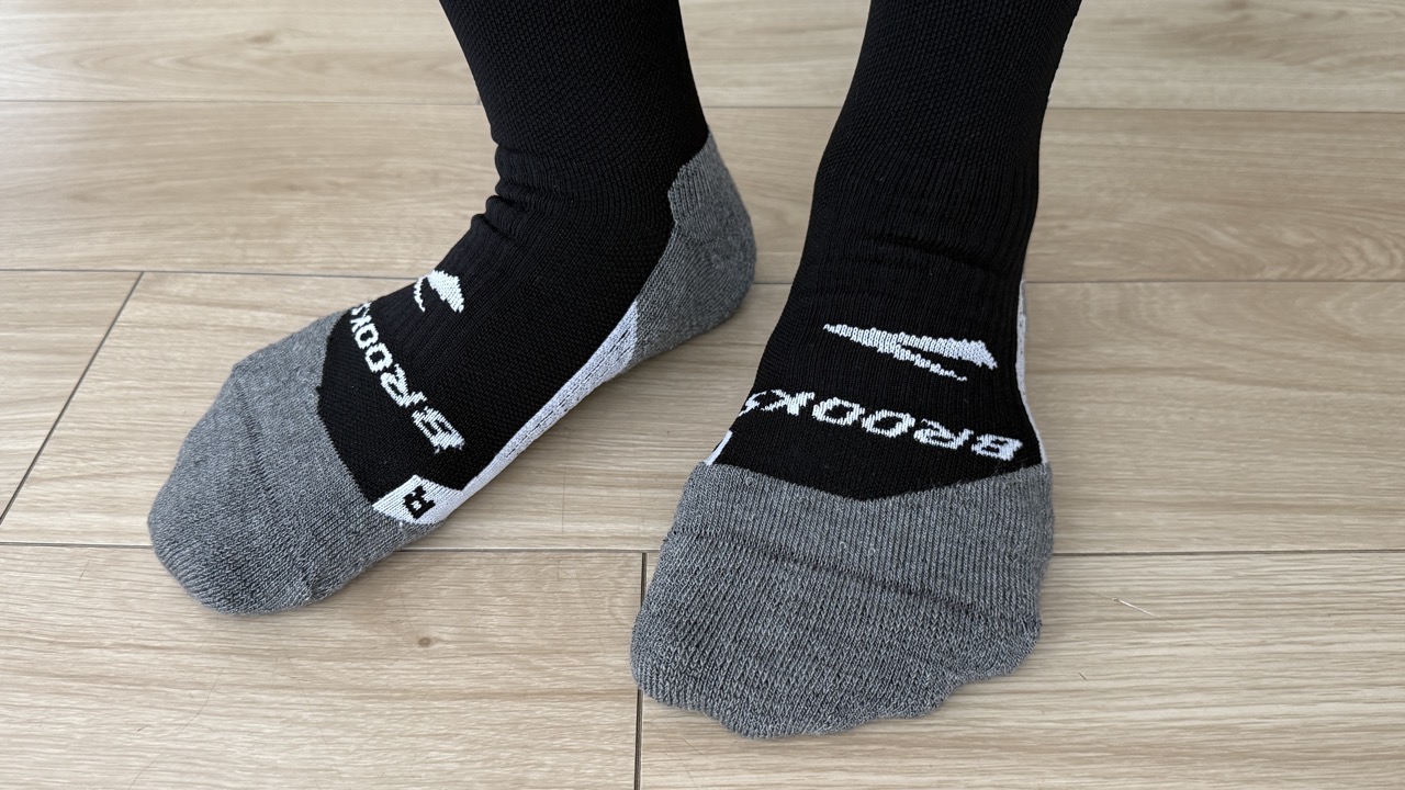 【BROOKS Ghost Crew レビュー】冬のレースソックスに最適