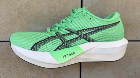 ASICS Magic Speed 5 レビュー【軽量化が裏目に出た悲劇】