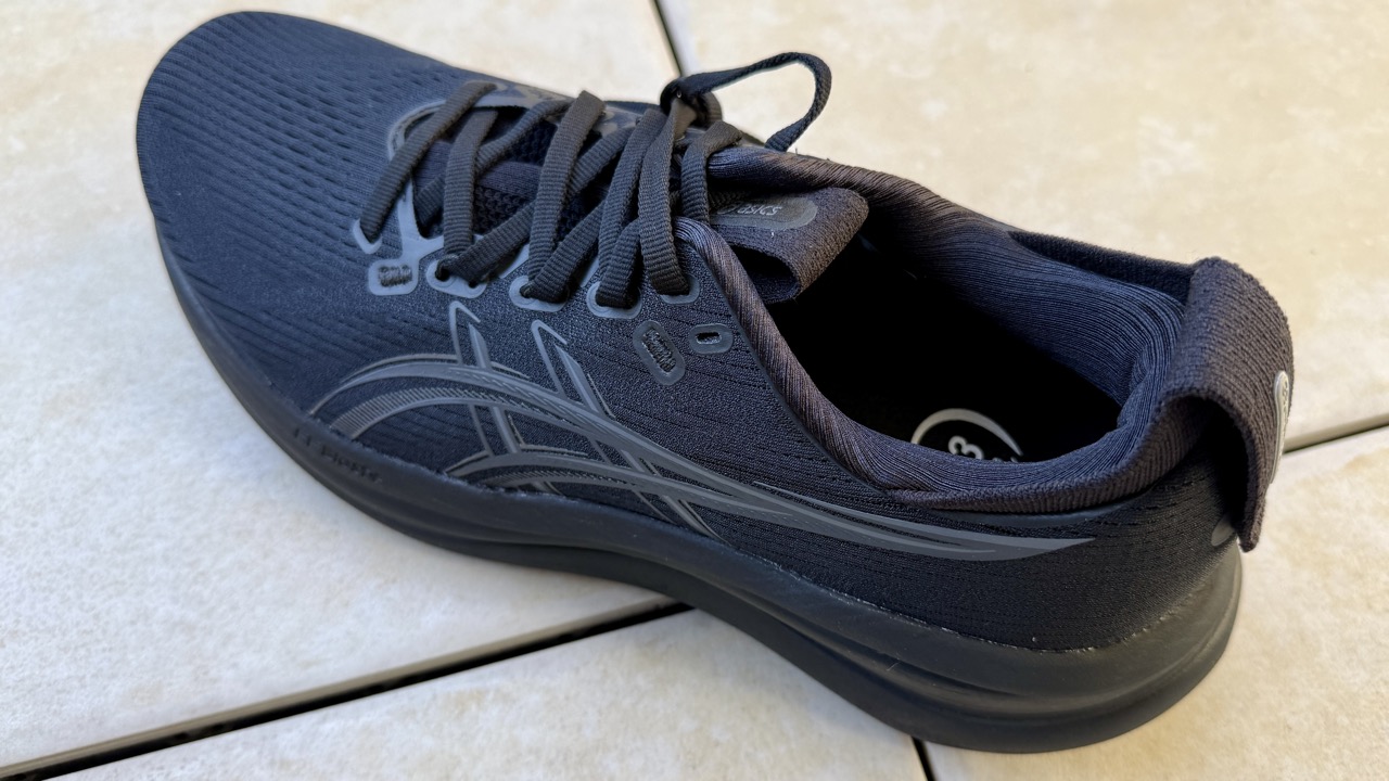 ASICS Gel-Nimbus 28 レビュー【ウォーキングに最適】