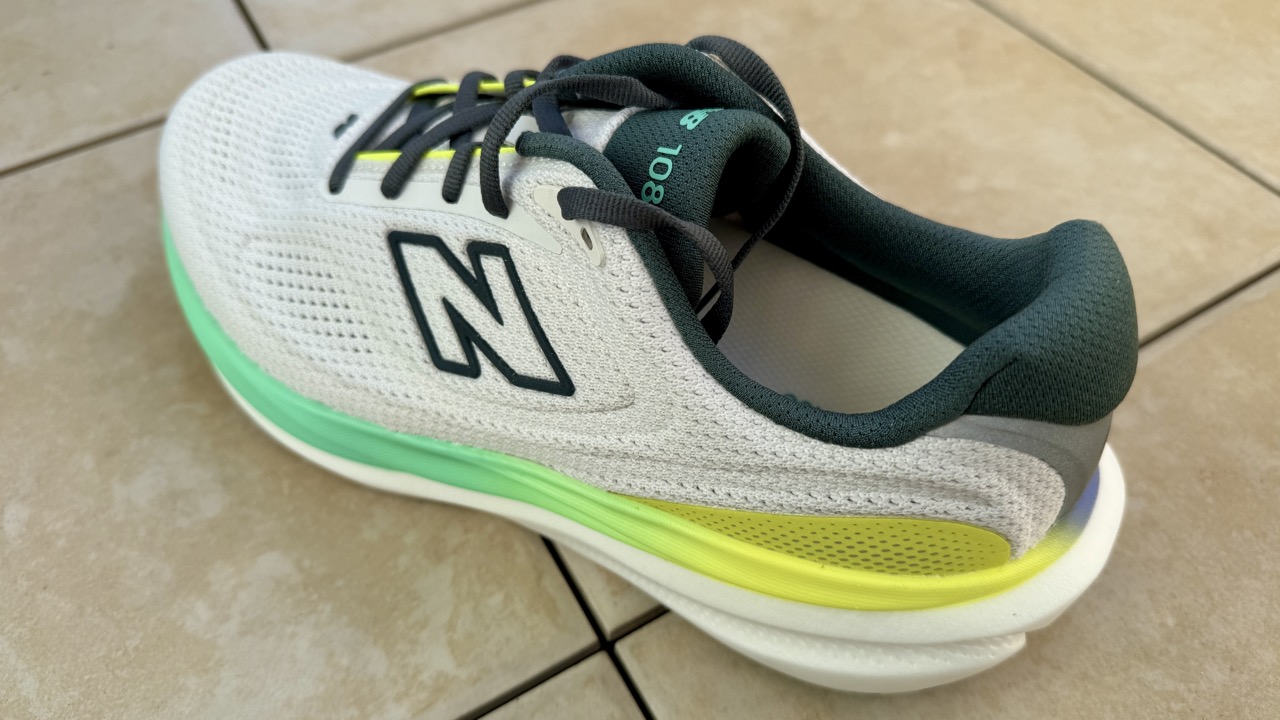 NEW BALANCE 1080 v15 レビュー【唯一無二のクッション】