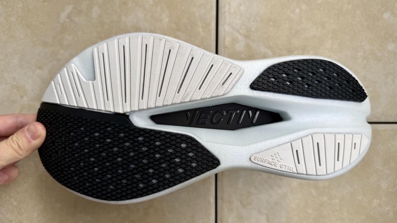 THE NORTH FACE Vectiv Forward レビュー【信者待望のロードランシューズ】