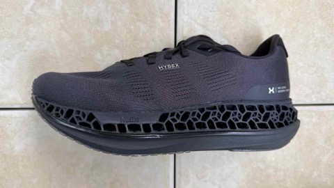 HYBEX HX LENS レビュー【機能美を極めた日本発ランニングシューズ】