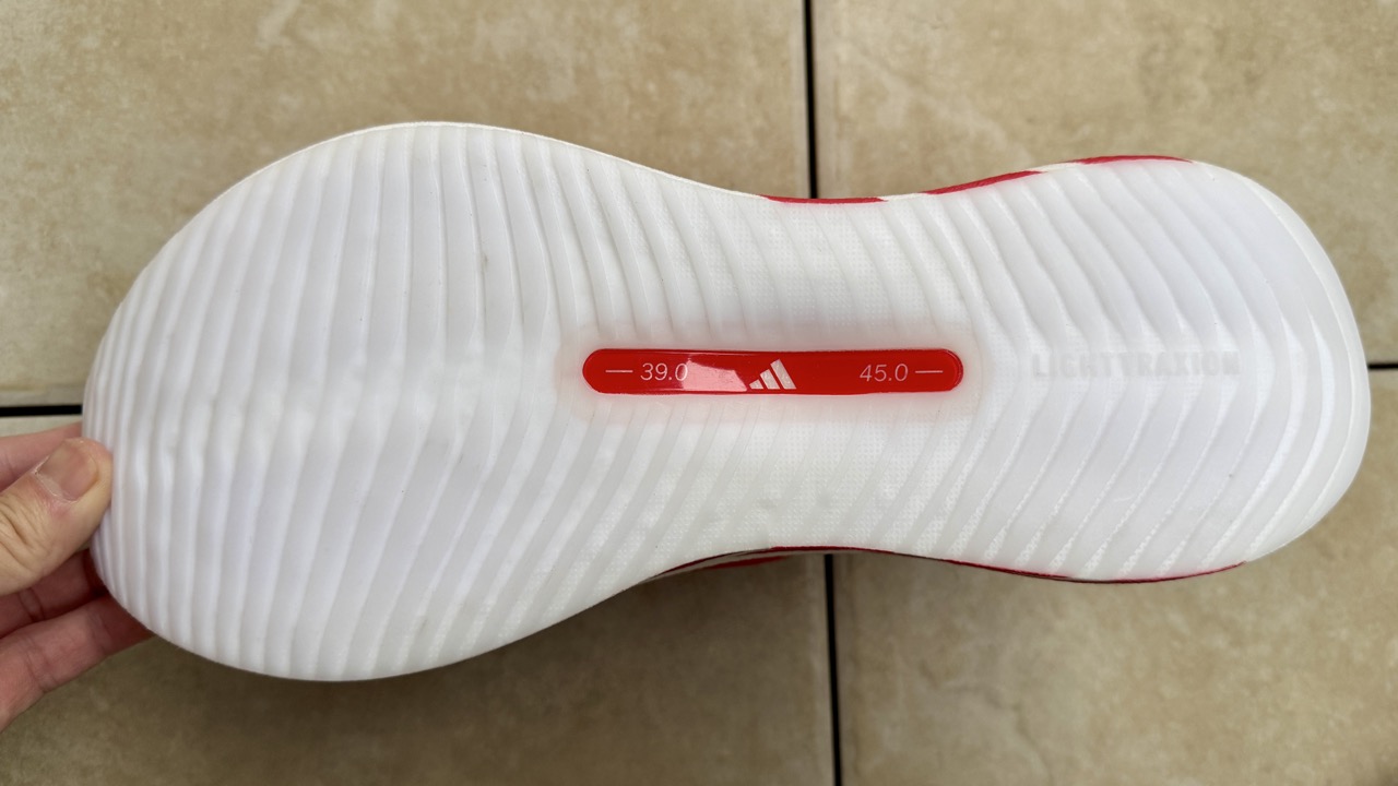 ADIDAS Hyperboost Edge レビュー【ブースト超えの反発力】