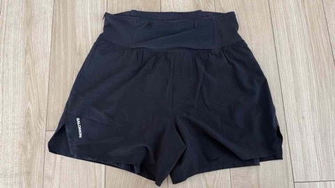 SALOMON Sense Aero 2in1 Trail レビュー【収納力抜群のランパン】