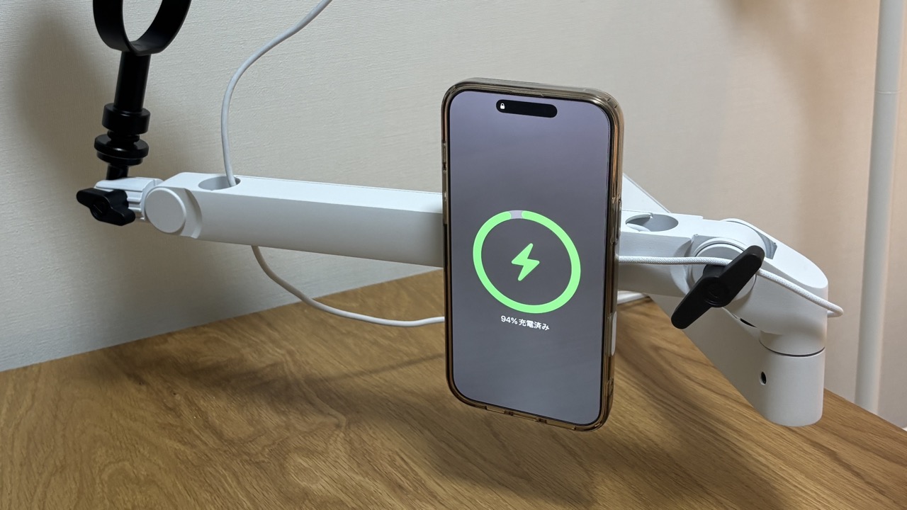 APPLE ワイヤレス充電器