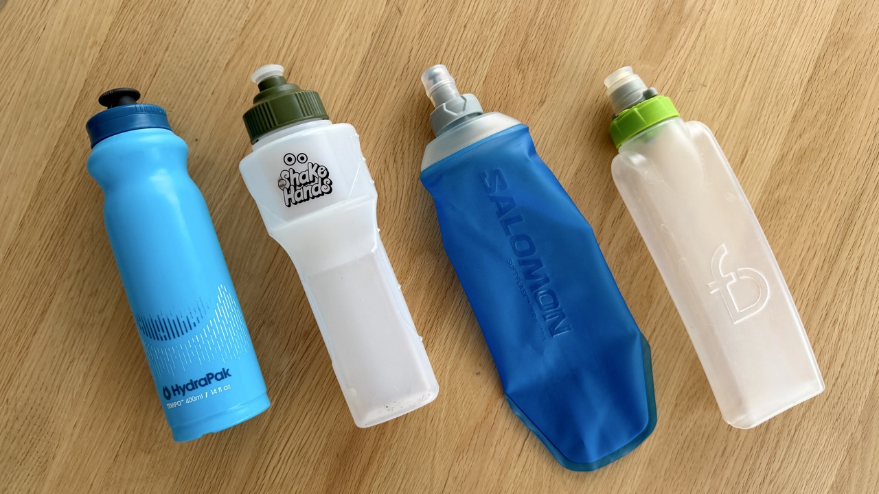 【ランニングボトルの選び方】手持ち・ソフトフラスクなどおすすめ4選