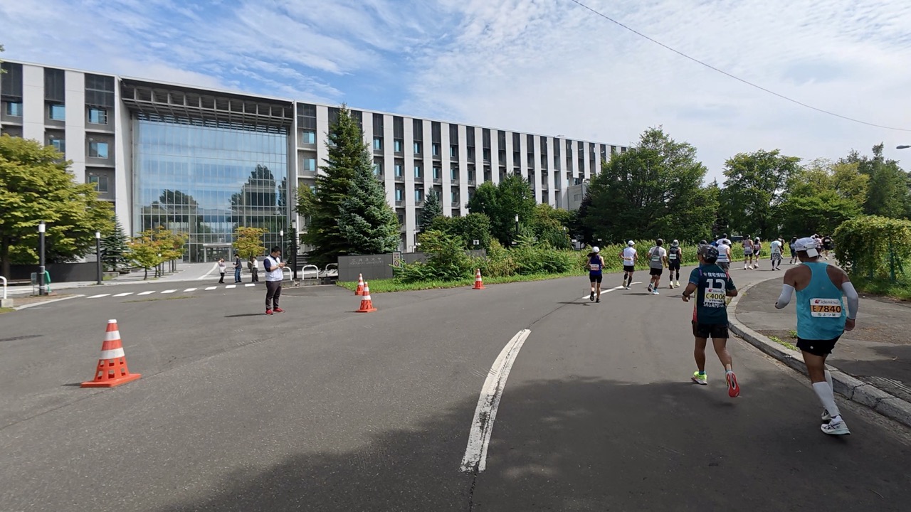 30km過ぎ、ペースが落ちてきた頃のコースの様子