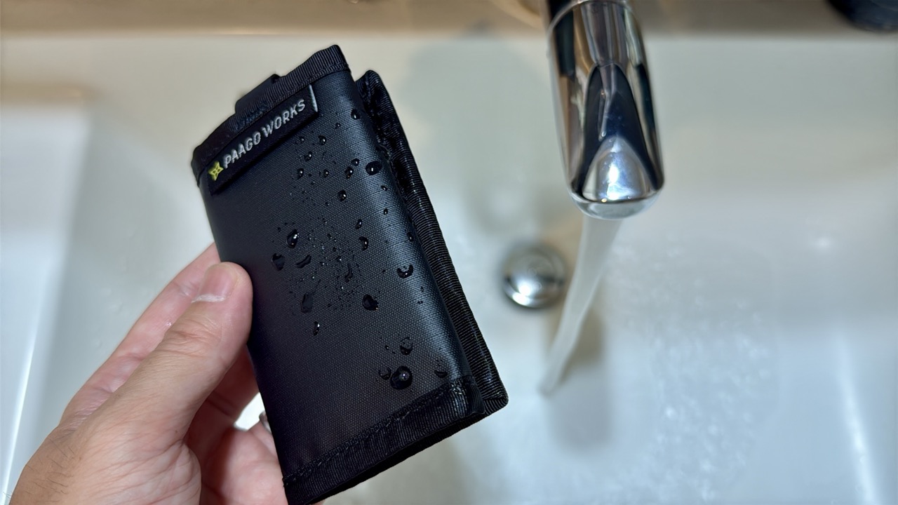 側面から水が染み込んだ「Trail Bank S」